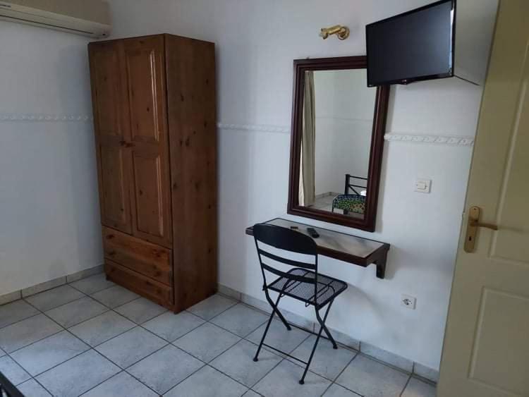 Aparthotel Nostos Mousata Esterno foto