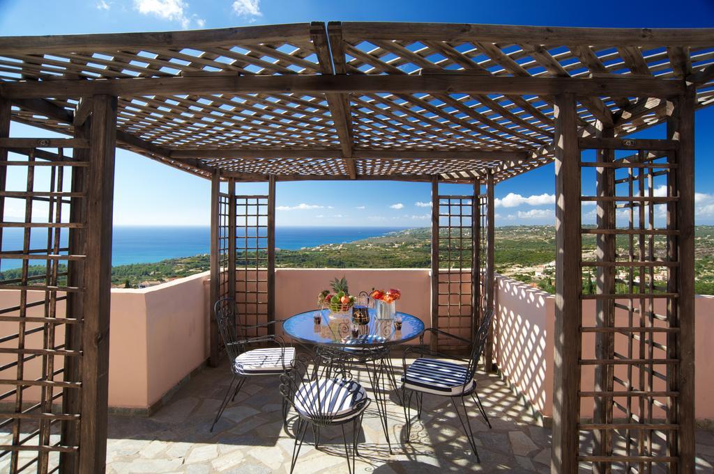 Aparthotel Nostos Mousata Esterno foto